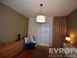 Pronájem bytu 2+kk, Praha - Vinohrady, Korunní, 82 m2