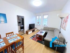 Pronájem bytu 4+1, Děčín, Revoluční nám., 103 m2