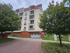 Pronájem garážového stání, Plzeň, Na Chmelnicích, 18 m2