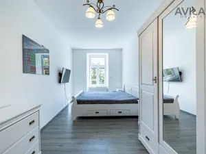 Prodej komerční nemovitosti, Benešov, Masarykovo náměstí, 256 m2