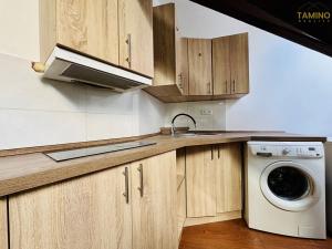 Pronájem bytu 1+kk, Moravské Budějovice, nám. Míru, 20 m2