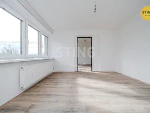 Prodej bytu 2+1, Dolní Lhota, K nádraží, 90 m2