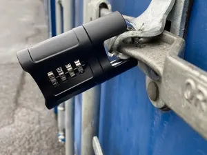 Pronájem skladu, Bavoryně, 29 m2