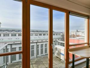 Pronájem bytu 1+kk, Praha - Podolí, Podolská, 26 m2