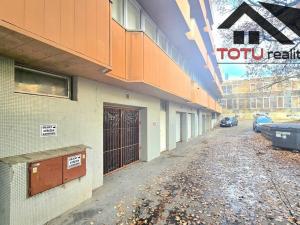 Pronájem skladu, Chrudim, Palackého třída, 31 m2