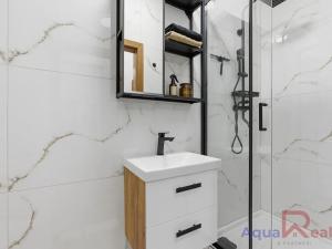 Prodej bytu 3+kk, Karlovy Vary, Jízdárenská, 46 m2