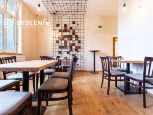 Prodej restaurace, Teplice, U radnice, 340 m2