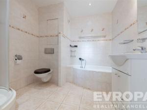 Pronájem bytu 3+1, Praha - Smíchov, Churáňovská, 71 m2