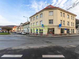 Pronájem obchodního prostoru, Praha - Zbraslav, Zbraslavské náměstí, 147 m2