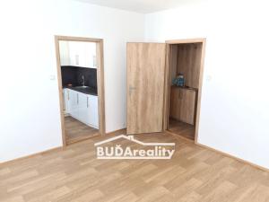 Pronájem bytu 2+1, Zlín, Okružní, 43 m2