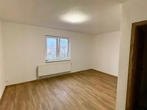Prodej rodinného domu, Zaječí, Zahradní, 240 m2