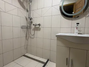 Prodej rodinného domu, Zaječí, Zahradní, 240 m2