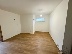 Prodej rodinného domu, Zaječí, Zahradní, 240 m2