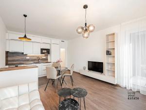 Pronájem bytu 2+kk, Praha - Strašnice, Počernická, 54 m2