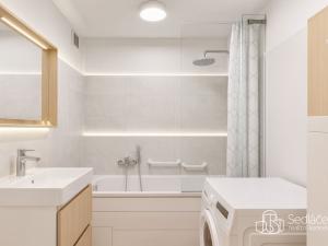 Prodej bytu 2+1, Praha - Smíchov, Radlická, 57 m2