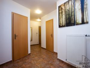 Pronájem bytu 2+kk, Praha, Benická, 80 m2