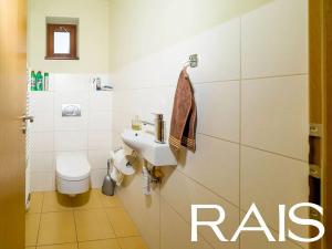 Prodej rodinného domu, Omice, 119 m2