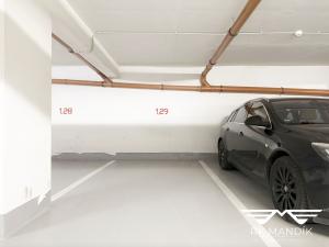 Pronájem garáže, Praha - Prosek, Kytlická, 12 m2