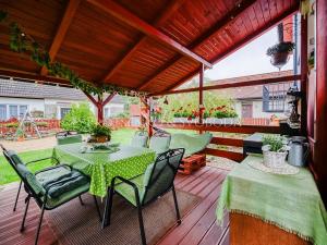 Prodej rodinného domu, Suchdol nad Lužnicí, Pražská, 180 m2