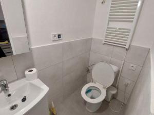 Pronájem bytu 2+kk, Praha - Vysočany, Jandova, 50 m2