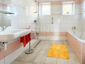 Prodej rodinného domu, Albrechtice, 217 m2