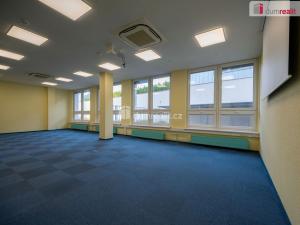 Pronájem kanceláře, České Budějovice - České Budějovice 6, Jeronýmova, 2300 m2