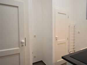 Pronájem bytu 1+kk, Praha - Smíchov, U Nikolajky, 32 m2