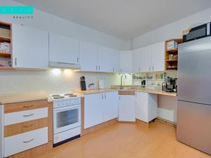 Pronájem bytu 2+kk, Olomouc - Slavonín, Topolová, 60 m2