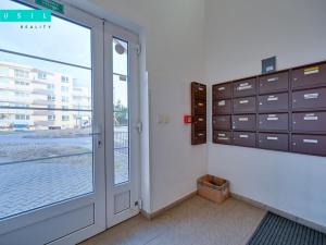 Pronájem bytu 2+kk, Olomouc - Slavonín, Topolová, 60 m2