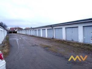 Pronájem garáže, Hradec Králové, U Mostku, 18 m2