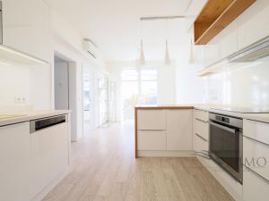 Pronájem bytu 4+kk, Praha - Dejvice, Lindleyova, 86 m2