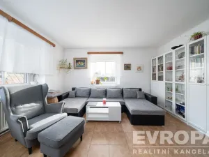 Prodej bytu 2+1, Stará Paka - Karlov, 72 m2