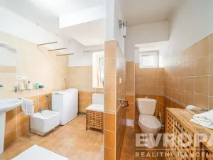 Prodej bytu 2+1, Stará Paka - Karlov, 72 m2