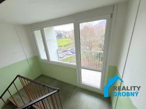 Pronájem bytu 1+1, Děčín, Na Valech, 34 m2