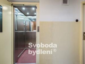 Pronájem bytu 2+kk, Praha - Střešovice, Za Hládkovem, 39 m2