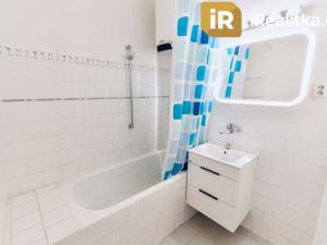 Prodej bytu 2+kk, Hradec Králové, Nerudova, 49 m2