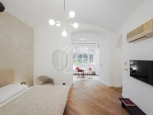 Pronájem atypického bytu, Praha - Staré Město, Liliová, 62 m2