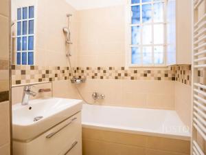 Pronájem bytu 3+kk, Praha - Vršovice, Moskevská, 64 m2