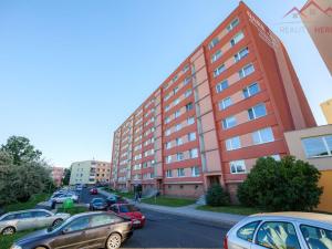 Pronájem bytu 2+1, Chomutov, Kundratická, 65 m2