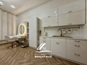 Pronájem komerční nemovitosti, Ostrava, Poštovní, 28 m2