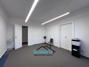 Pronájem kanceláře, Kroměříž, Kollárova, 93 m2