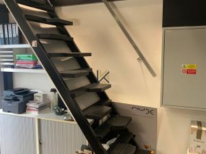 Pronájem obchodního prostoru, Praha - Karlín, Šaldova, 57 m2