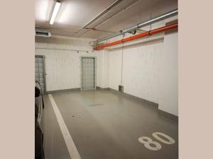 Pronájem garážového stání, Praha - Michle, Krnkova, 16 m2