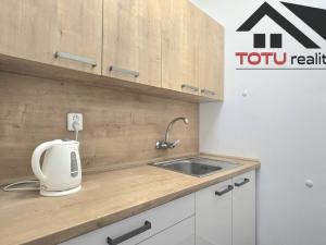 Pronájem kanceláře, Chrudim, Palackého třída, 61 m2