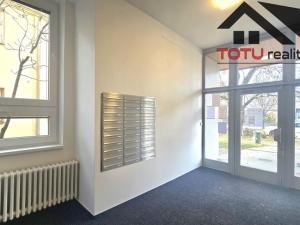 Pronájem kanceláře, Chrudim, Palackého třída, 61 m2