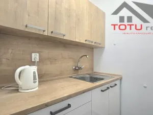 Pronájem kanceláře, Chrudim, Palackého třída, 61 m2