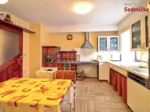 Prodej rodinného domu, Věcov, 318 m2