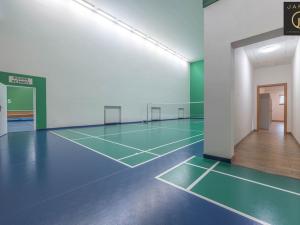 Pronájem kanceláře, Buštěhrad, Náměstí, 576 m2