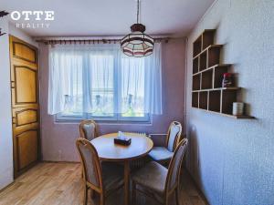 Prodej bytu 3+1, Plzeň, Macháčkova, 69 m2