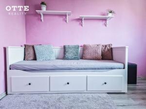 Prodej bytu 3+1, Plzeň, Macháčkova, 69 m2